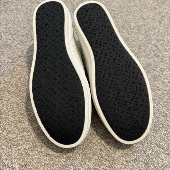 Nine West Slip-On Sneakers, white leather w/ studs - NWOT - Picture 2 of 3